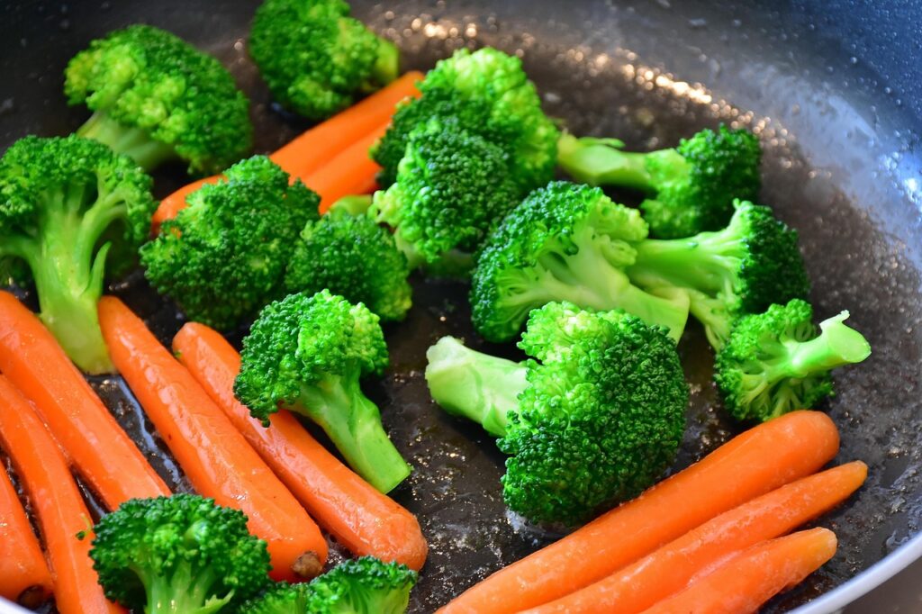 carrots, yellow beets, vegetables, carrot, food, vitamins, meal, fresh, bio, cook, yummy, vegetarian, vegetable plants, market fresh vegetables, orange, healthy, nourishment, vegan, ingredients, vegetable pan, raw, blanched, grill, steam, vegetables, vegetables, vegetables, vegetables, vegetables, carrot, vegan